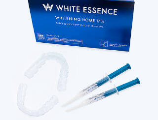 マウスピースとジェルをお渡し